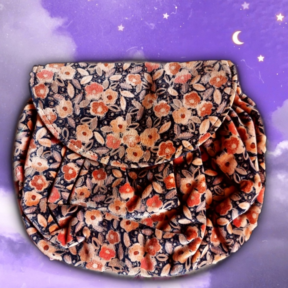 Beautiful 80s/90s Floral Pouch Mini Bag